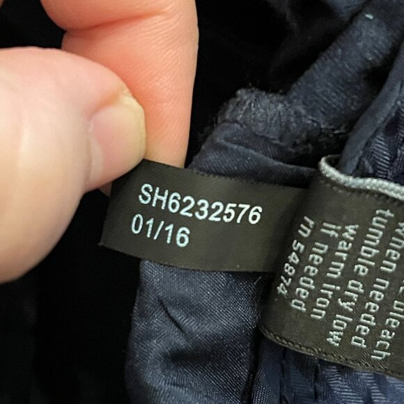 The Limited Womens Navy Blue Shorts Size 2 regular - Picture 6 of 7